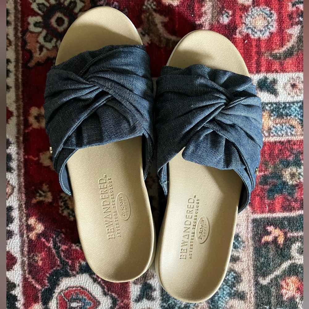 Dr. Scholl’s Be Wandered Denim Sandals